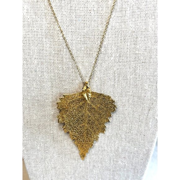 Gold Plated Real Leaf Pendant Necklace With Chain - Picture 1 of 10